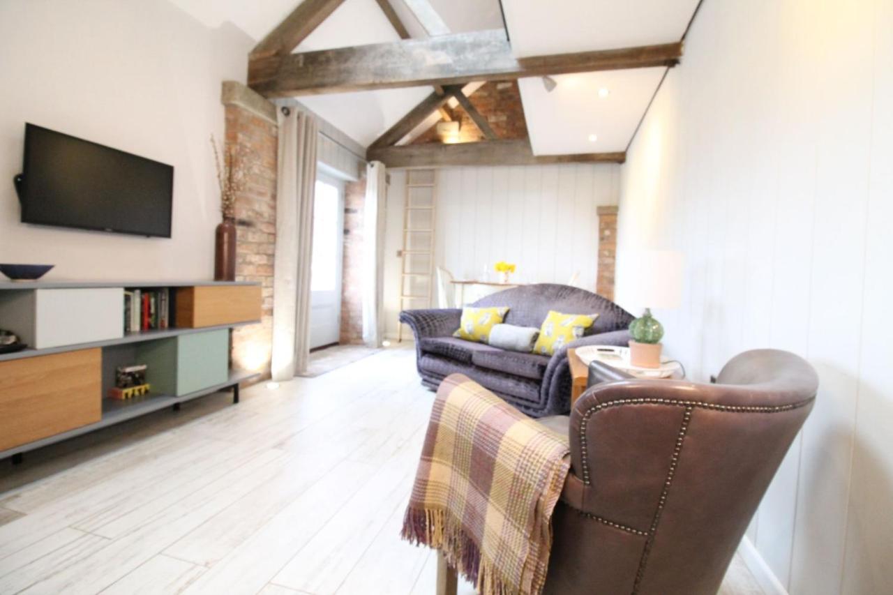 The Hayloft - Cheshire Villa Crewe Dış mekan fotoğraf